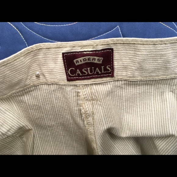 Cream and brown mini striped trousers. - Picture 4 of 6